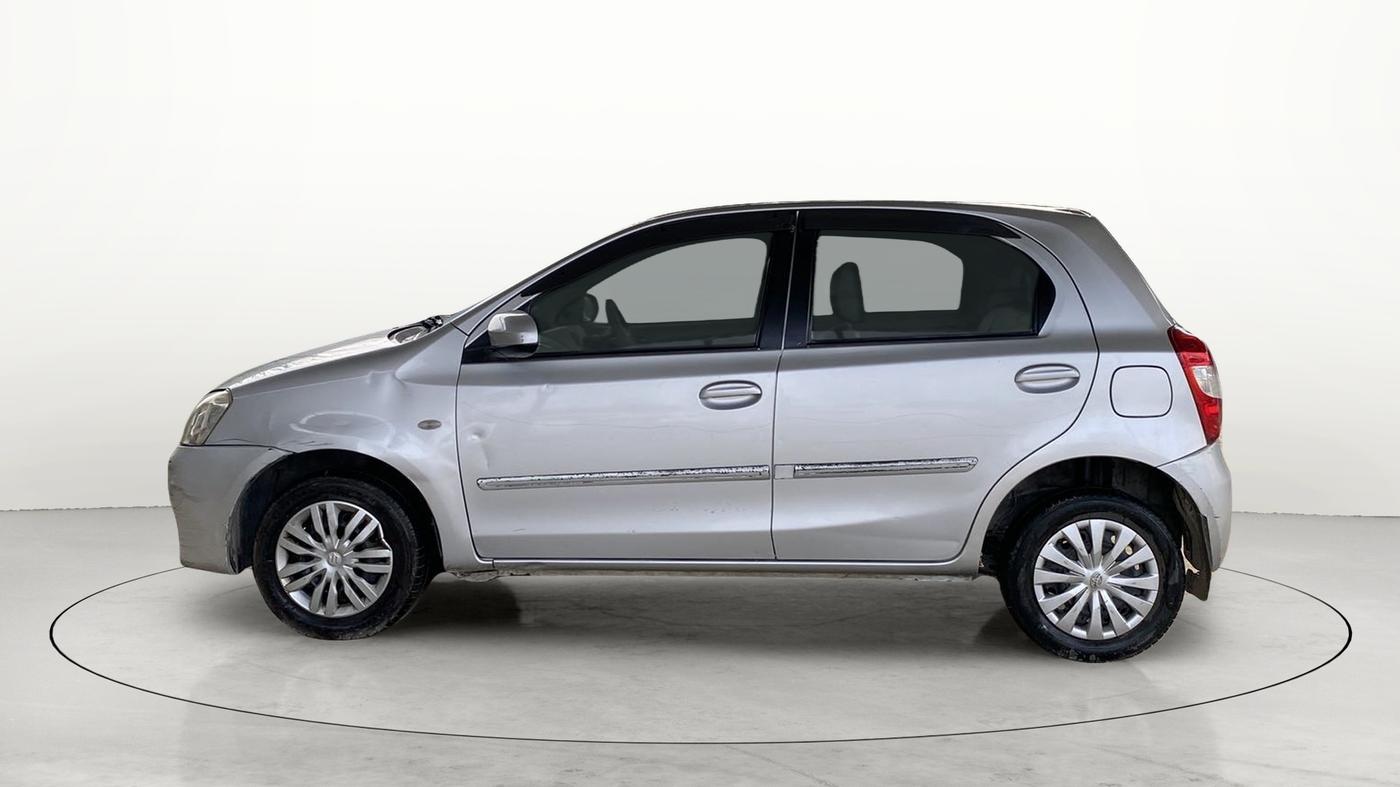 2015 Toyota Etios Liva GD, Diesel, Manual, 59,819 km, Left Side