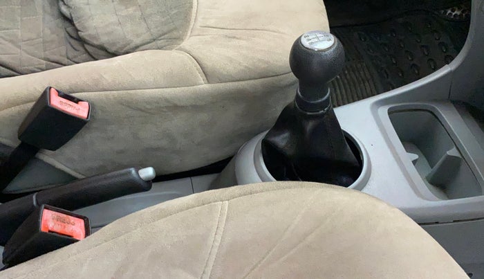 2010 Maruti A Star VXI, Petrol, Manual, 77,954 km, Gear lever - Boot cover slightly torn