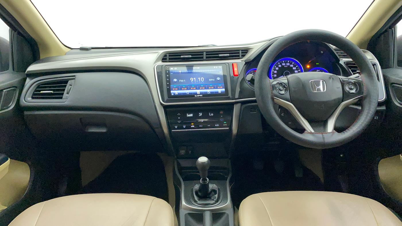 2016 Honda City 1.5L I-VTEC SV, Petrol, Manual, 1,02,004 km, Dashboard