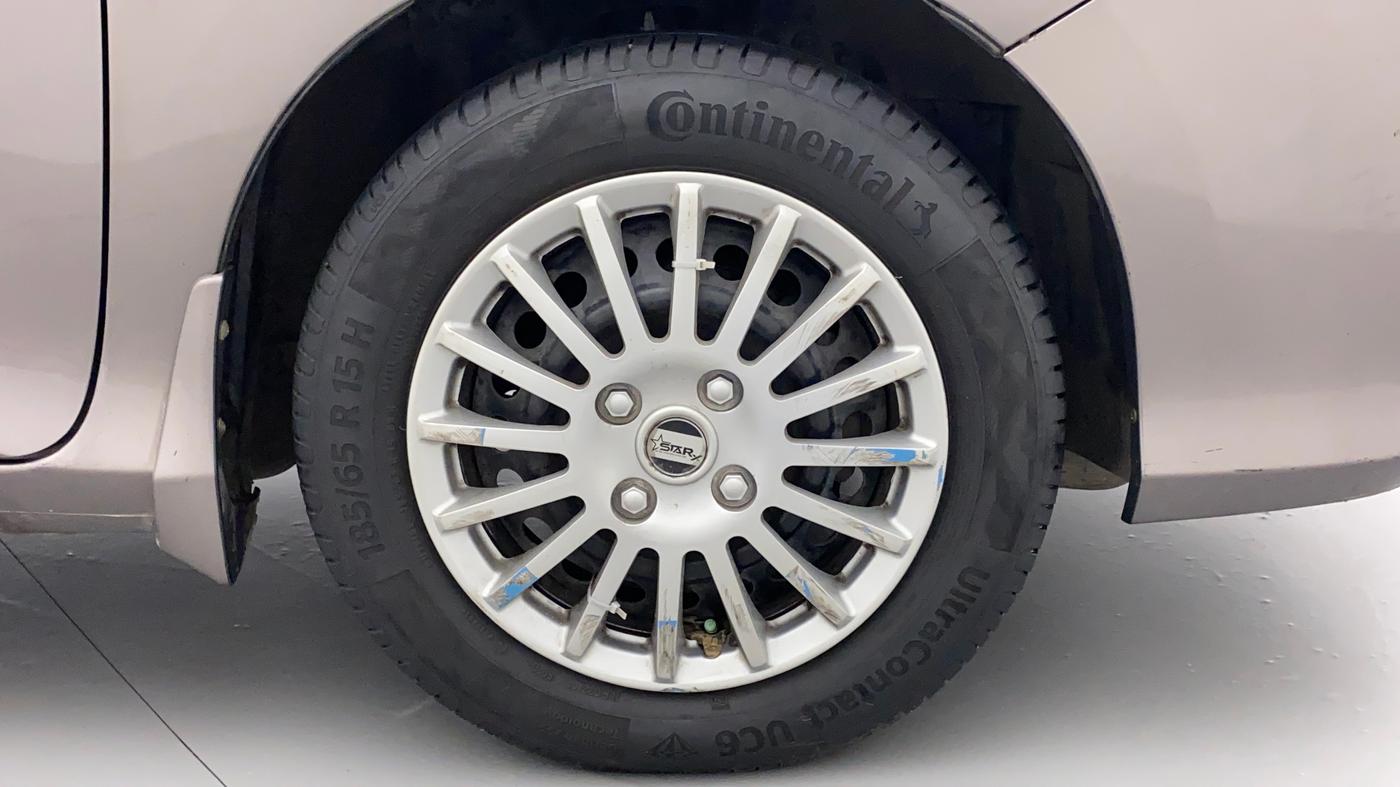 2016 Honda City 1.5L I-VTEC SV, Petrol, Manual, 1,02,004 km, Right Front Wheel