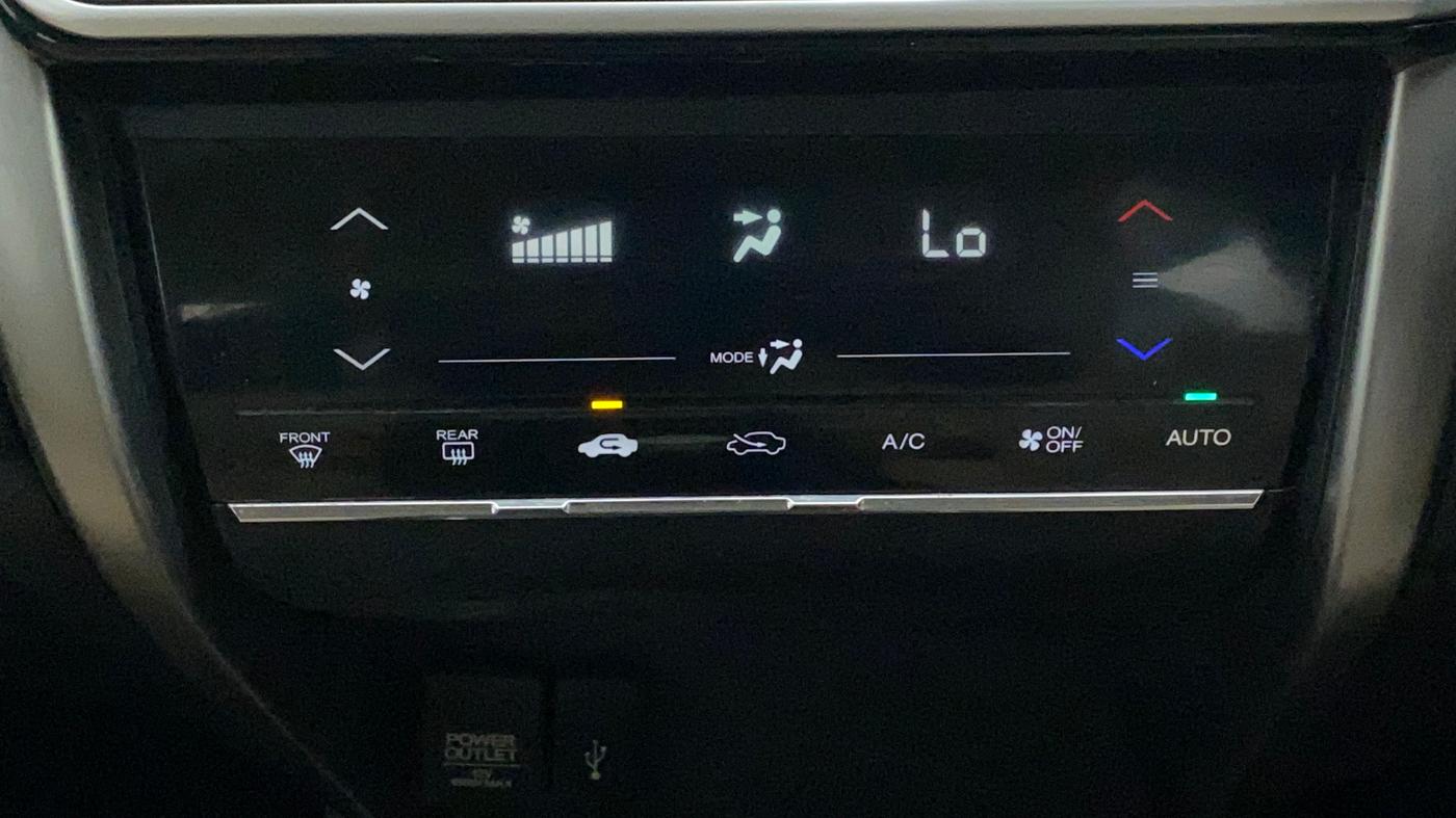 2016 Honda City 1.5L I-VTEC SV, Petrol, Manual, 1,02,004 km, Automatic Climate Control