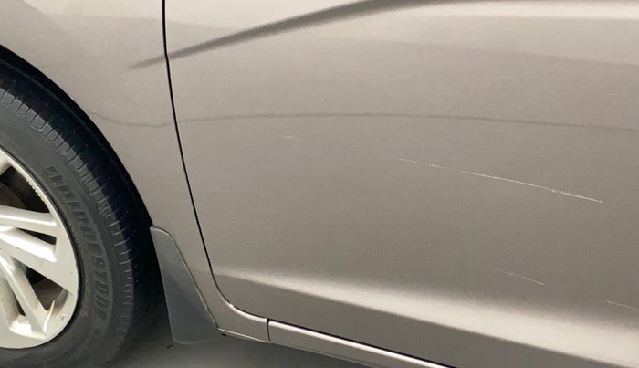 2016 Honda Jazz 1.2L I-VTEC V, Petrol, Manual, 29,010 km, Front passenger door - Slightly dented