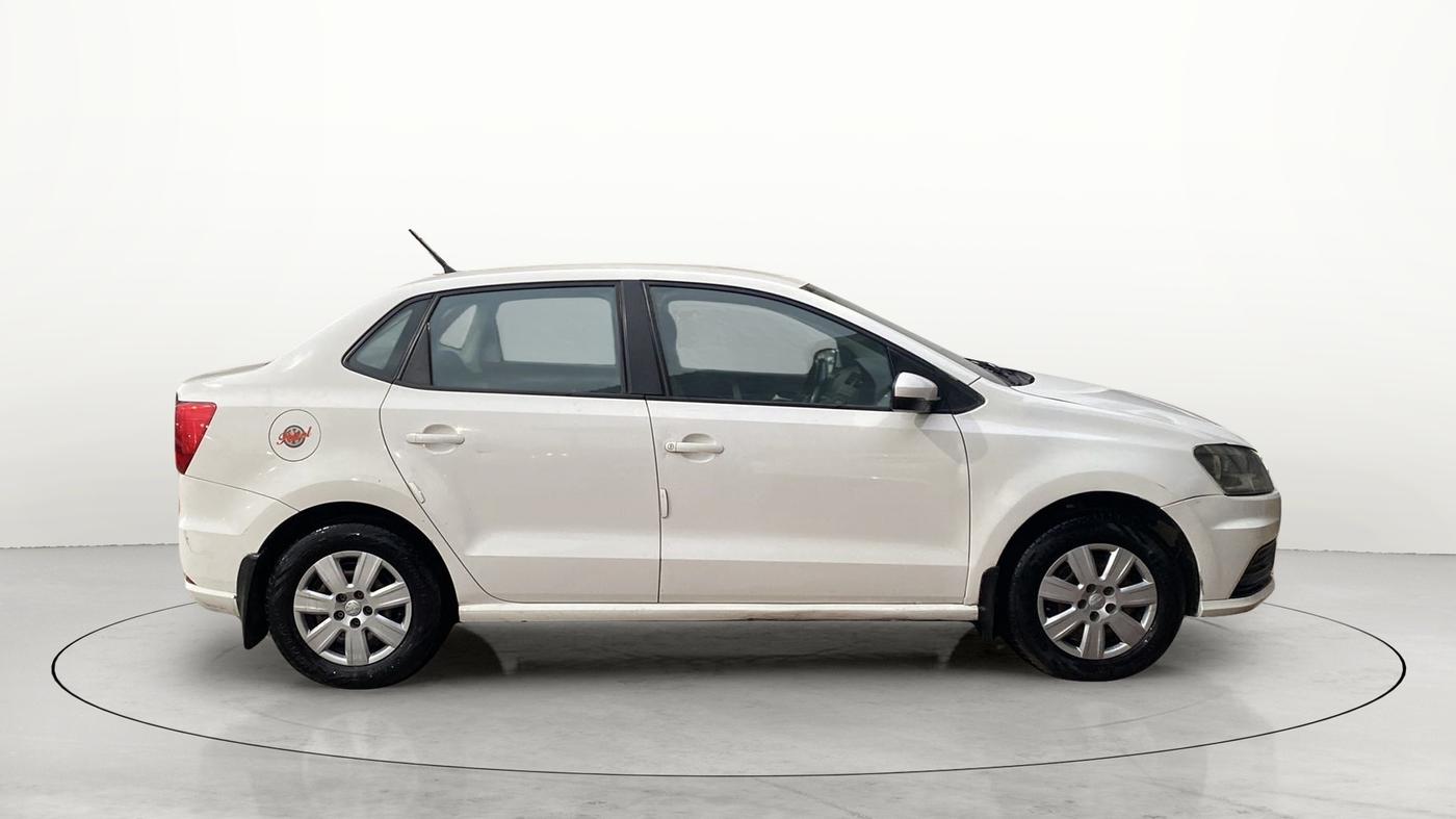 2017 Volkswagen Ameo TRENDLINE 1.2L, CNG, Manual, 70,160 km, Right Side View
