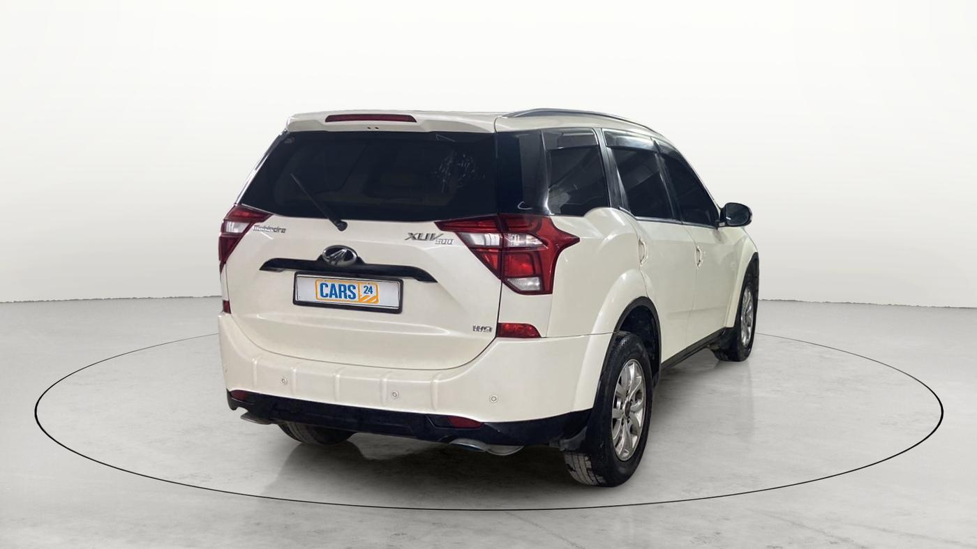 2018 Mahindra XUV500 W9 AT, Diesel, Automatic, 44,913 km, Right Back Diagonal