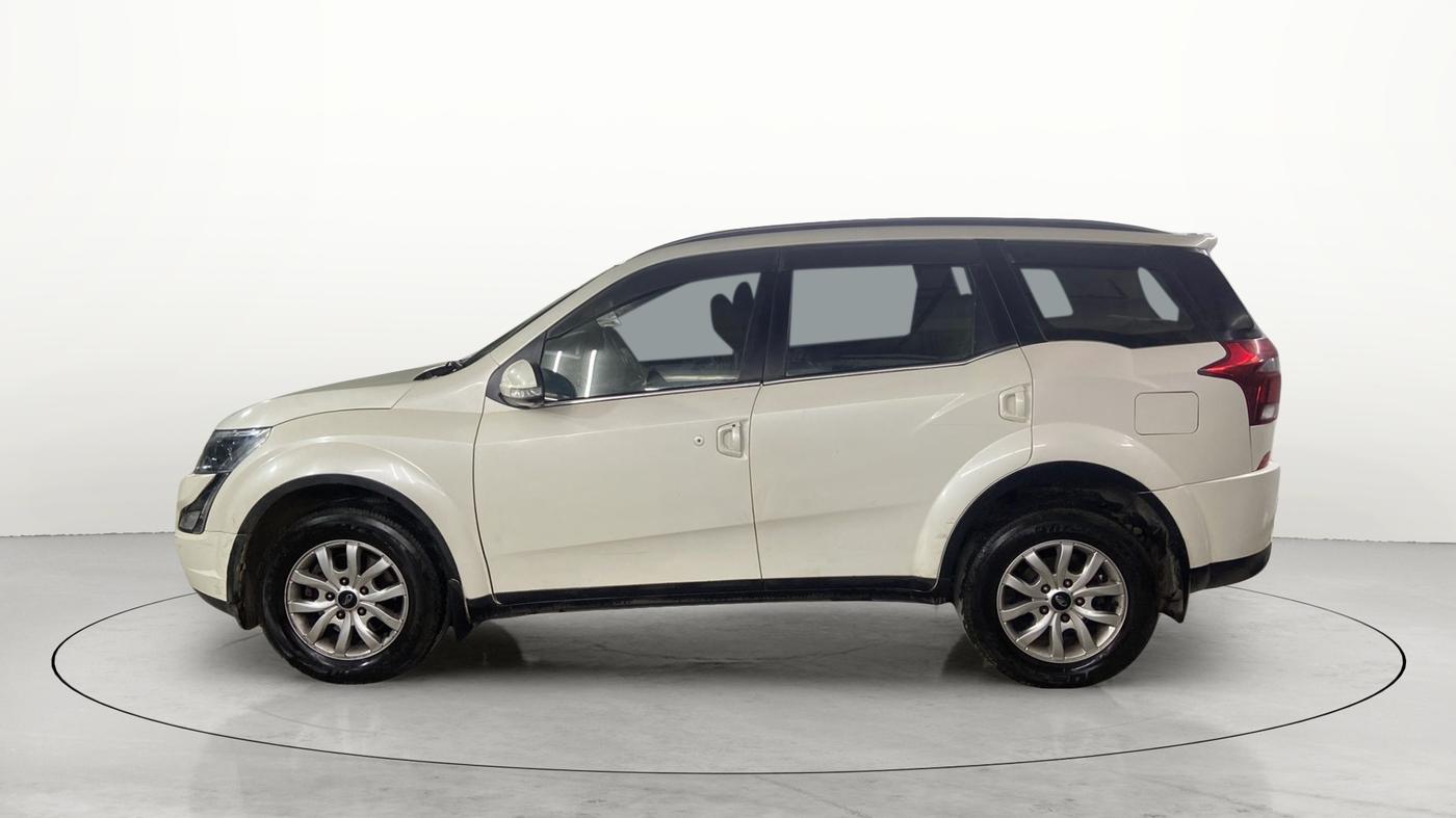 2018 Mahindra XUV500 W9 AT, Diesel, Automatic, 44,913 km, Left Side