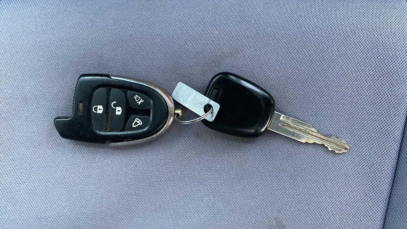 2013 Maruti Alto 800 LXI, Petrol, Manual, 40,561 km, Key Close Up