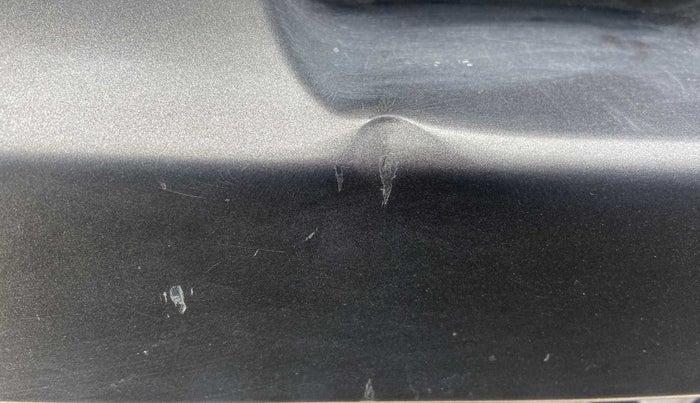 2020 Maruti Swift VXI, Petrol, Manual, 61,433 km, Rear bumper - Minor scratches