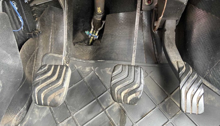 2019 Renault Kwid RXL, Petrol, Manual, 16,158 km, Pedals