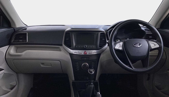 2020 Mahindra XUV300 W6 1.2 PETROL, Petrol, Manual, 34,866 km, Dashboard