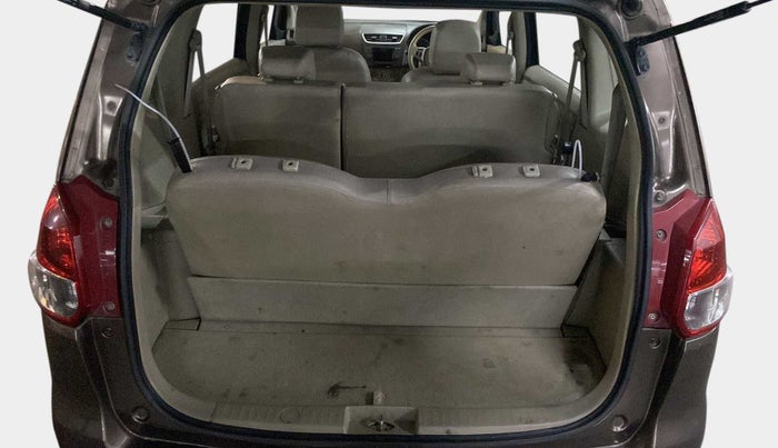 2013 Maruti Ertiga ZDI, Diesel, Manual, 64,822 km, Boot Inside