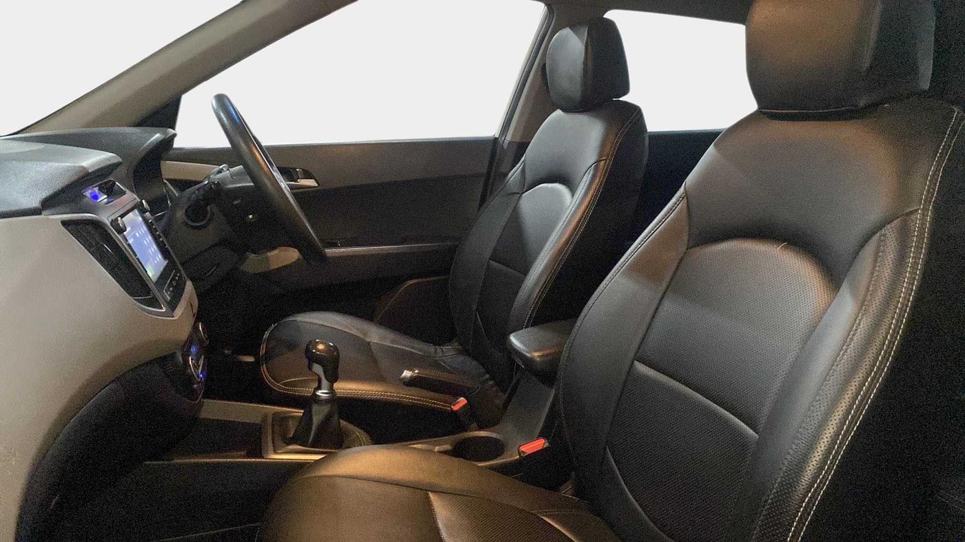 2016 Hyundai Creta SX PLUS 1.6 PETROL, Petrol, Manual, 74,459 km, Right Side Front Door Cabin