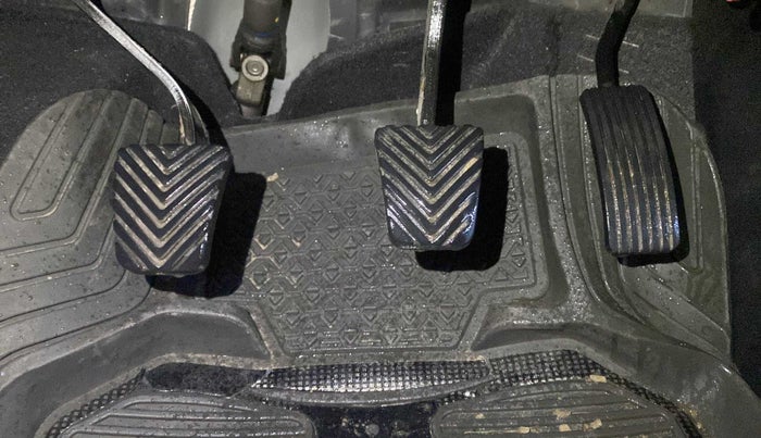 2016 Hyundai Creta SX PLUS 1.6 PETROL, Petrol, Manual, 74,459 km, Pedals