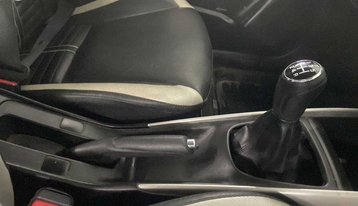 2017 Maruti Baleno DELTA PETROL 1.2, Petrol, Manual, 36,701 km, Gear Lever