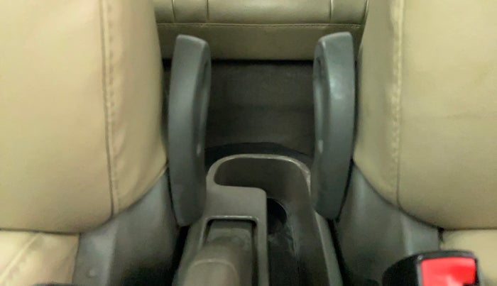 2012 Hyundai i10 SPORTZ 1.2 KAPPA2, Petrol, Manual, 65,738 km, Driver Side Adjustment Panel