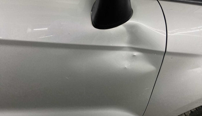 2018 Ford Ecosport TITANIUM 1.5L DIESEL, Diesel, Manual, 64,753 km, Driver-side door - Slightly dented