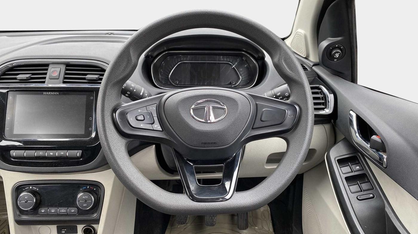 2022 Tata Tiago XZ PLUS CNG, CNG, Manual, 6,047 km, Steering Wheel Close Up
