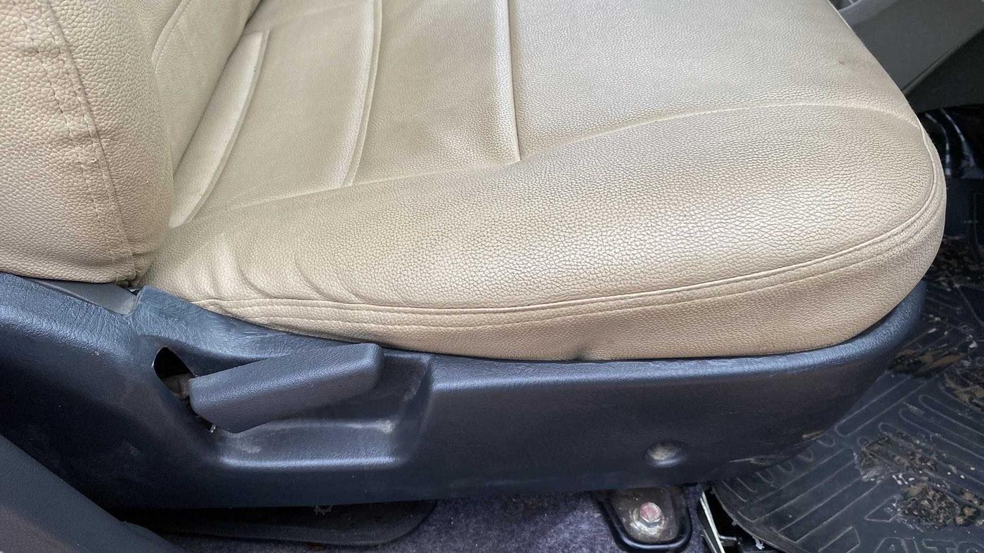 2015 Maruti Alto K10 VXI, Petrol, Manual, 18,570 km, Driver Side Adjustment Panel