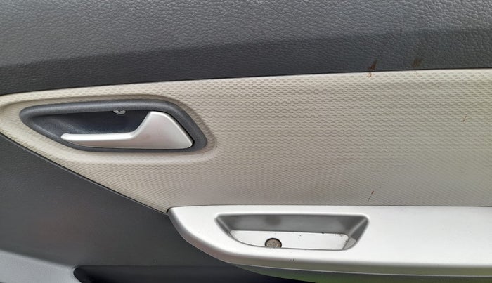 2015 Maruti Alto K10 VXI, Petrol, Manual, 18,570 km, Driver Side Door Panels Control