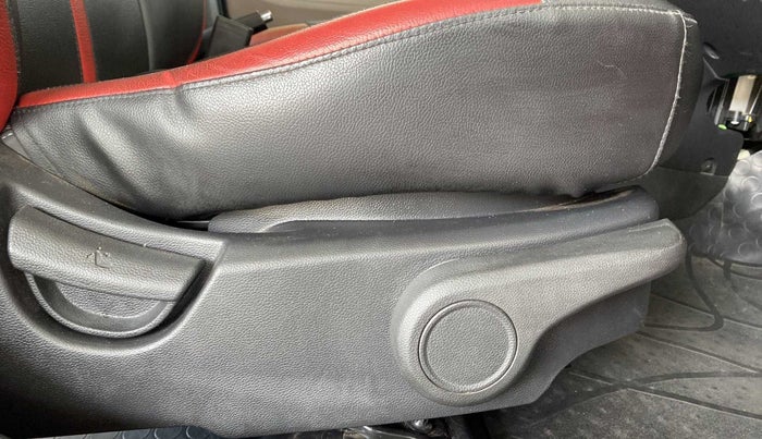 2014 Hyundai Xcent SX AT 1.2 (O), Petrol, Automatic, 50,826 km, Driver Side Adjustment Panel