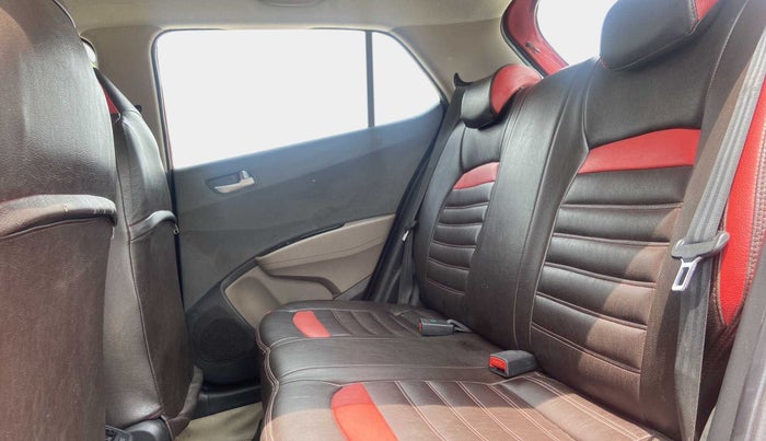 2019 Hyundai Grand i10 ASTA 1.2 KAPPA VTVT, Petrol, Manual, 69,199 km, Right Side Rear Door Cabin