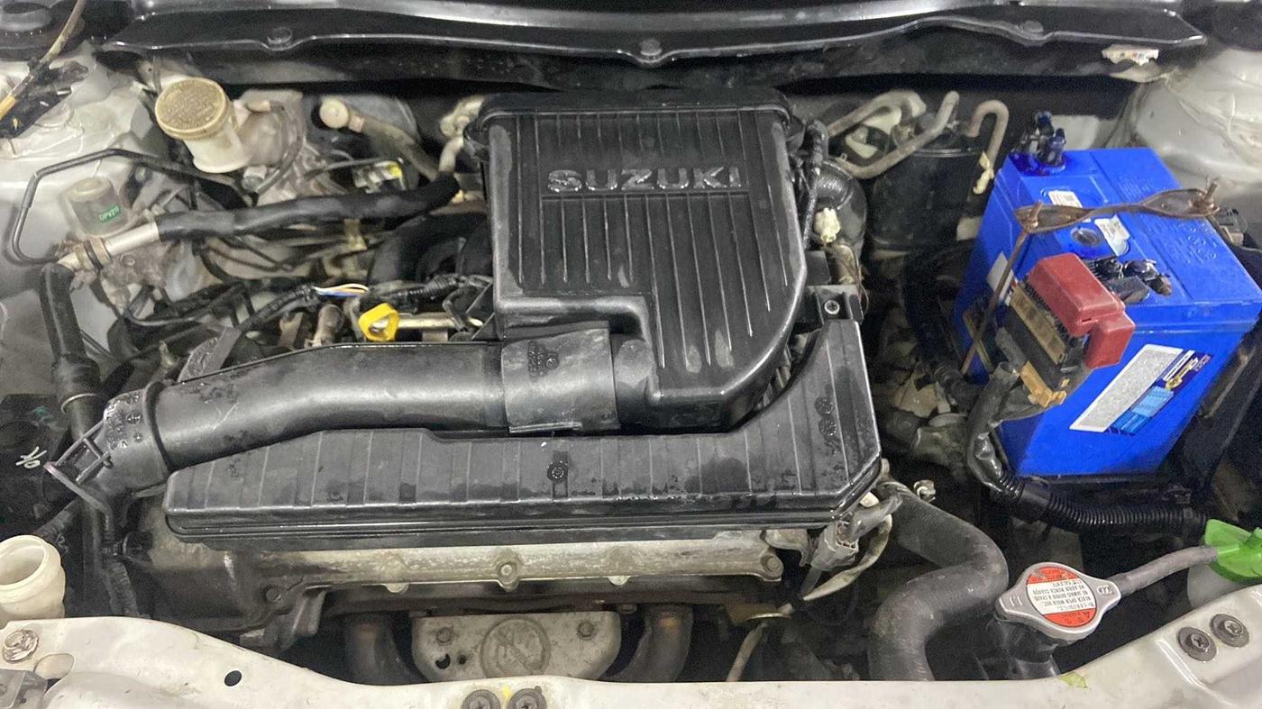 2014 Maruti Swift Dzire VXI, Petrol, Manual, 55,756 km, Open Bonet