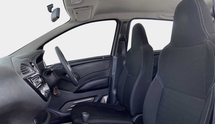 2017 Datsun Redi Go T (O), Petrol, Manual, 20,228 km, Right Side Front Door Cabin