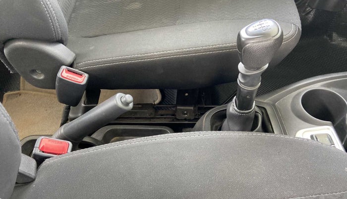 2017 Datsun Redi Go T (O), Petrol, Manual, 20,228 km, Gear Lever