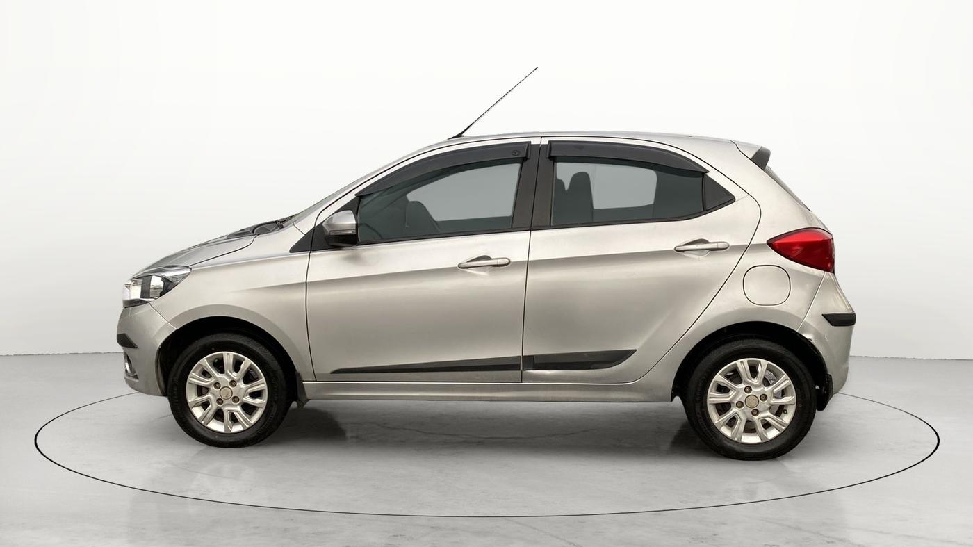 2018 Tata Tiago XZ PETROL, Petrol, Manual, 31,841 km, Left Side