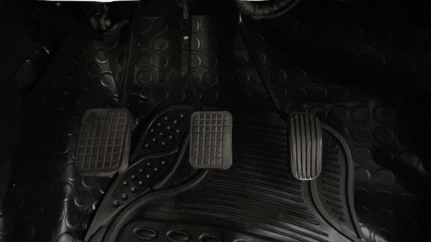 2018 Tata Tiago XZ PETROL, Petrol, Manual, 31,841 km, Pedals