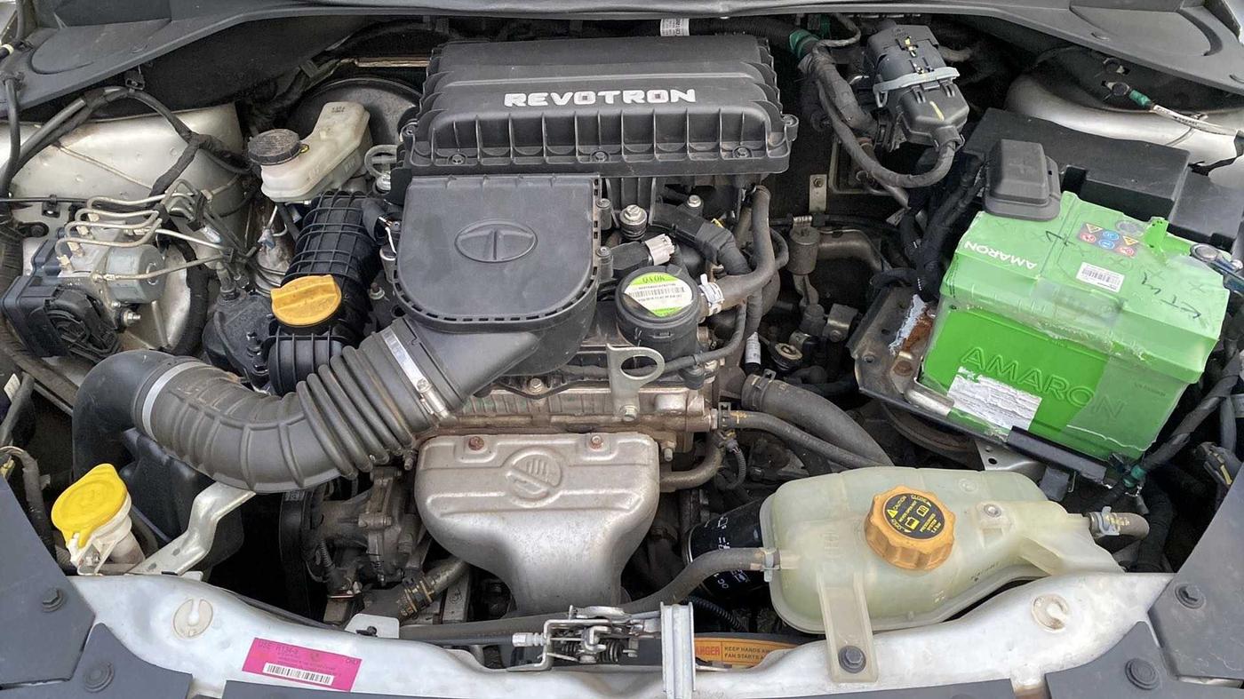 2018 Tata Tiago XZ PETROL, Petrol, Manual, 31,841 km, Open Bonet