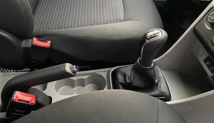 2018 Tata Tiago XZ PETROL, Petrol, Manual, 31,841 km, Gear Lever