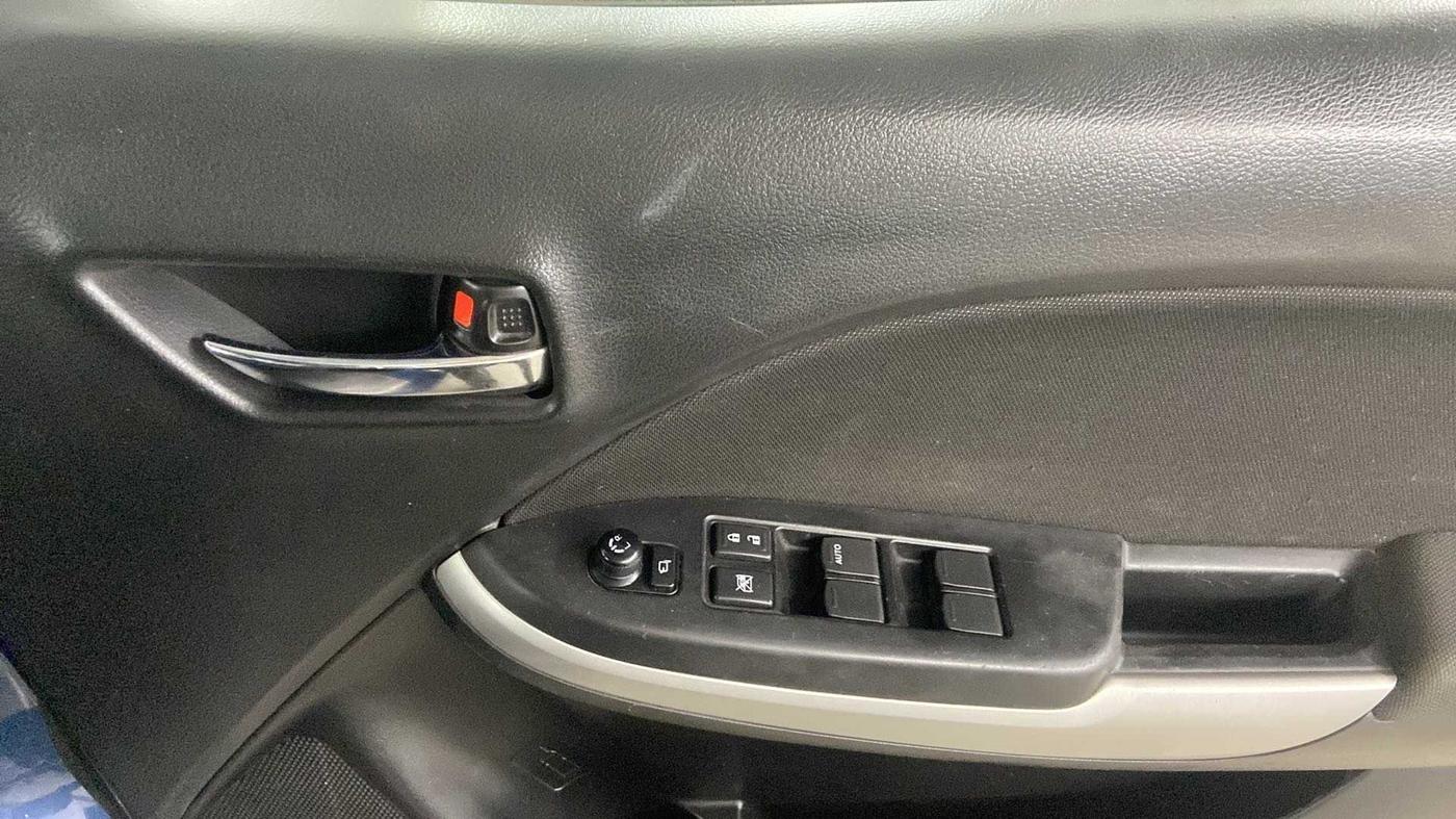 2018 Maruti Baleno DELTA CVT PETROL 1.2, Petrol, Automatic, 57,435 km, Driver Side Door Panels Control
