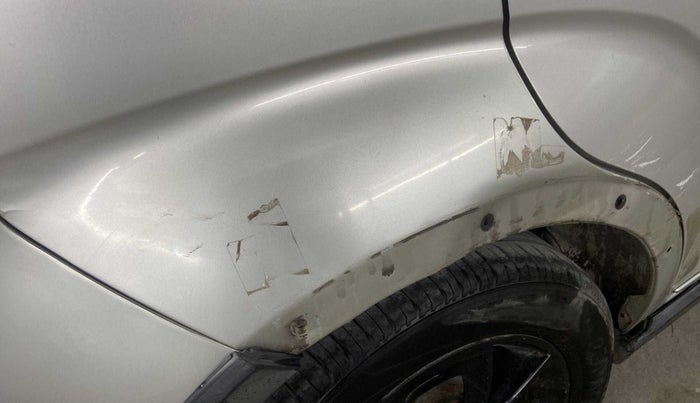 2017 Maruti IGNIS ZETA 1.2, Petrol, Manual, 77,184 km, Right quarter panel - Cladding has minor damage