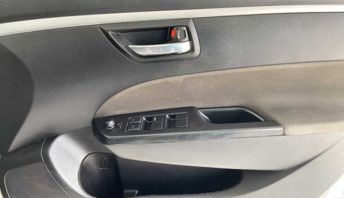 2015 Maruti Swift VXI, Petrol, Manual, 54,846 km, Driver Side Door Panels Control