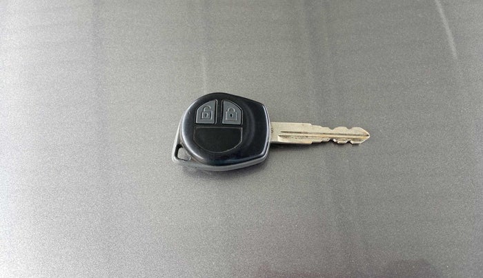 2015 Maruti Swift VXI, Petrol, Manual, 54,846 km, Key Close Up