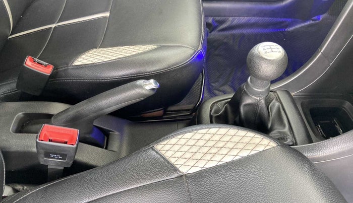 2015 Maruti Swift VXI, Petrol, Manual, 54,846 km, Gear Lever