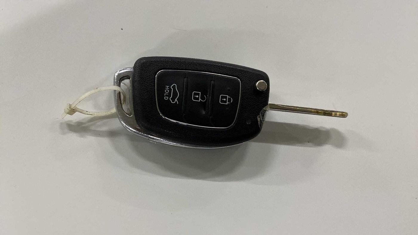 2014 Hyundai i20 MAGNA (O) 1.2, Petrol, Manual, 85,673 km, Key Close Up