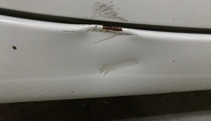 2014 Hyundai i20 MAGNA (O) 1.2, Petrol, Manual, 85,673 km, Right running board - Slightly dented