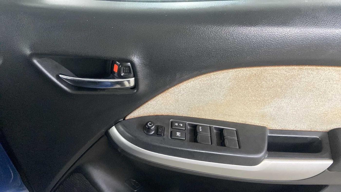 2016 Maruti Baleno DELTA PETROL 1.2, Petrol, Manual, 27,144 km, Driver Side Door Panels Control