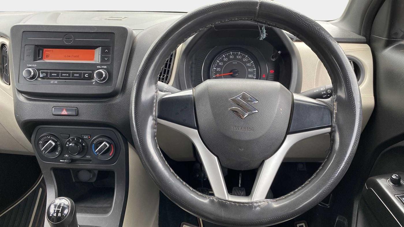 2019 Maruti New Wagon-R VXI 1.0, Petrol, Manual, 58,907 km, Steering Wheel Close Up
