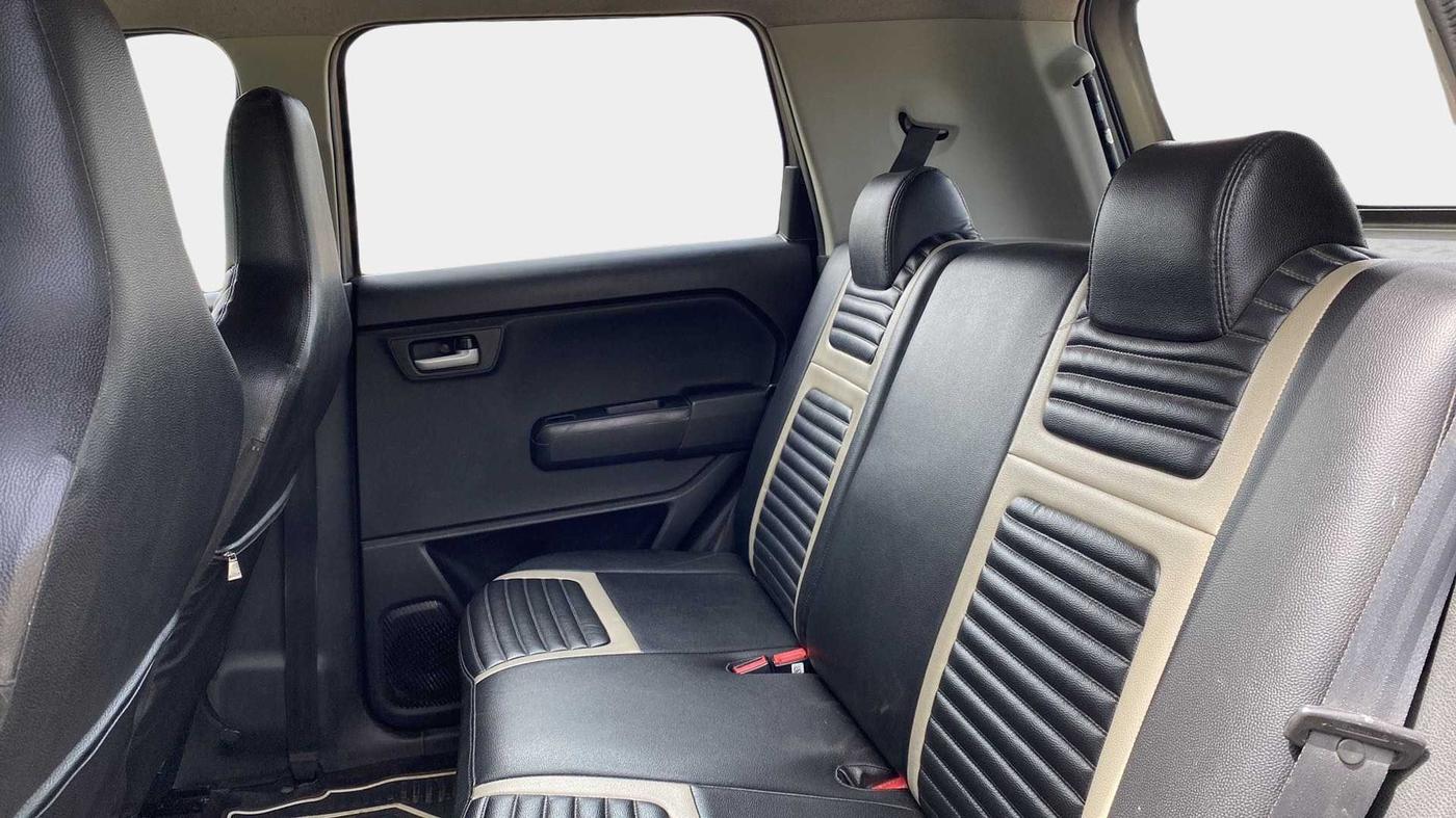 2019 Maruti New Wagon-R VXI 1.0, Petrol, Manual, 58,907 km, Right Side Rear Door Cabin