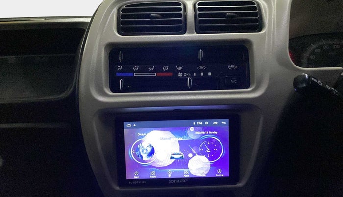 2018 Maruti Eeco 5 STR WITH A/C+HTR, CNG, Manual, 71,958 km, Infotainment System