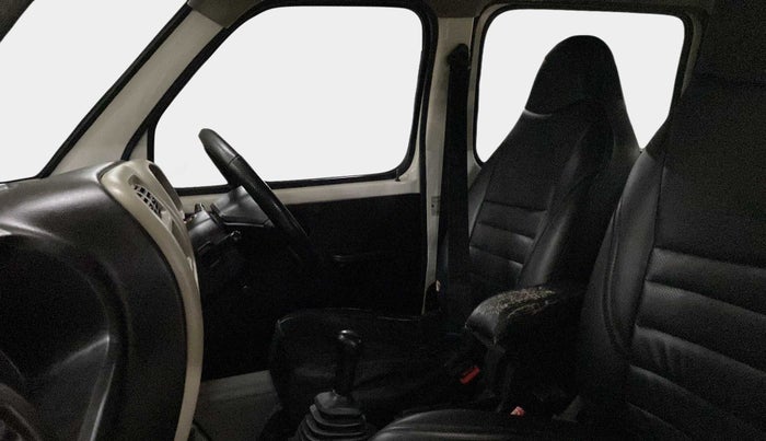 2018 Maruti Eeco 5 STR WITH A/C+HTR, CNG, Manual, 71,958 km, Right Side Front Door Cabin