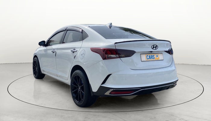 2022 Hyundai Verna SX 1.5 VTVT, Petrol, Manual, 5,742 km, Left Back Diagonal