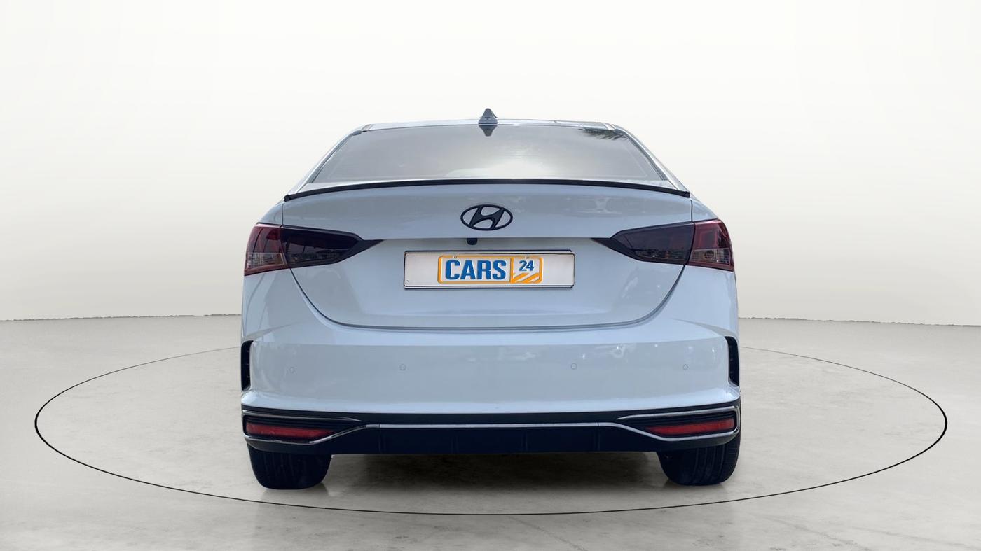 2022 Hyundai Verna SX 1.5 VTVT, Petrol, Manual, 5,742 km, Back/Rear