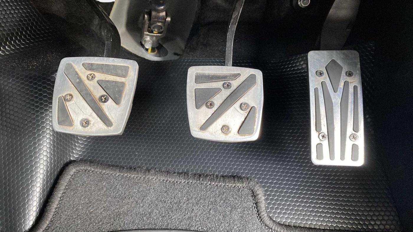 2022 Hyundai Verna SX 1.5 VTVT, Petrol, Manual, 5,742 km, Pedals