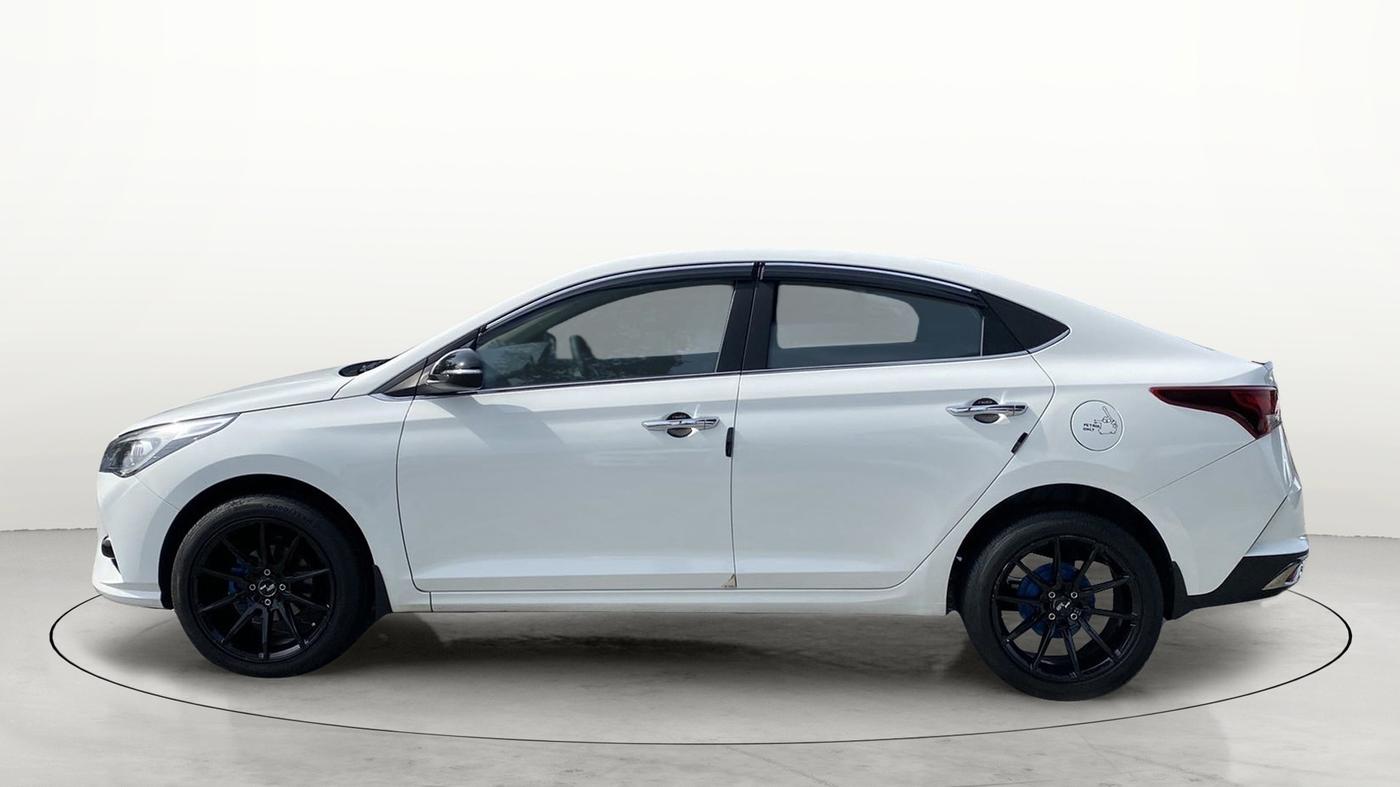 2022 Hyundai Verna SX 1.5 VTVT, Petrol, Manual, 5,742 km, Left Side