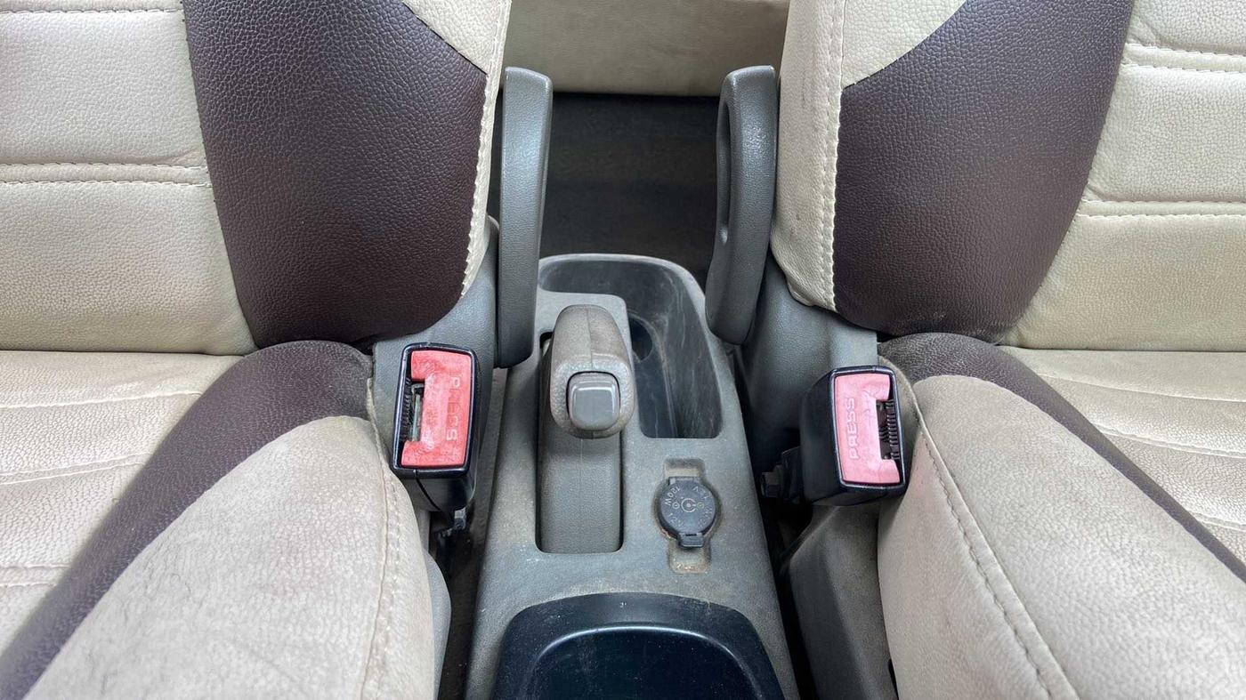 2011 Hyundai i10 ERA 1.1, Petrol, Manual, 59,926 km, Driver Side Adjustment Panel