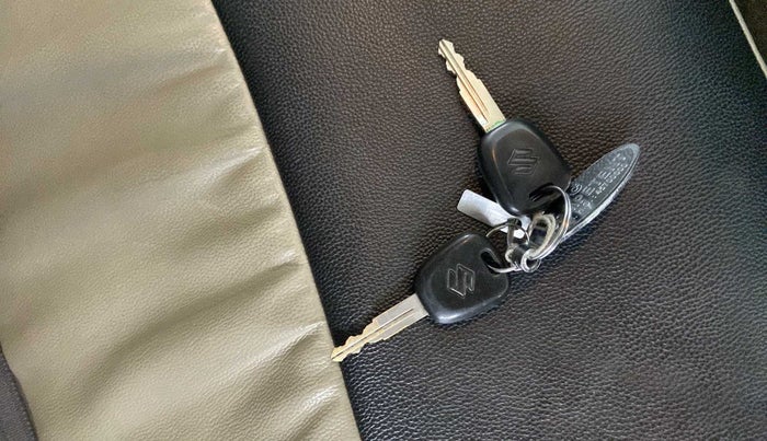 2017 Maruti Alto K10 VXI, Petrol, Manual, 25,052 km, Key Close Up