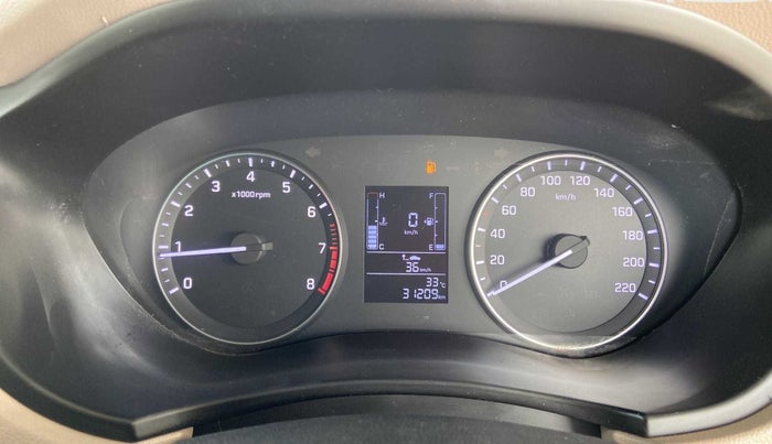 2017 Hyundai Elite i20 MAGNA 1.2, Petrol, Manual, 31,196 km, Odometer Image